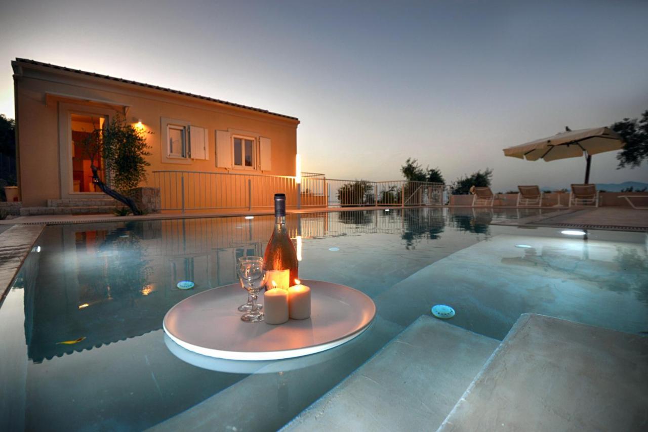 Villa Dinos Tranakatika Bagian luar foto