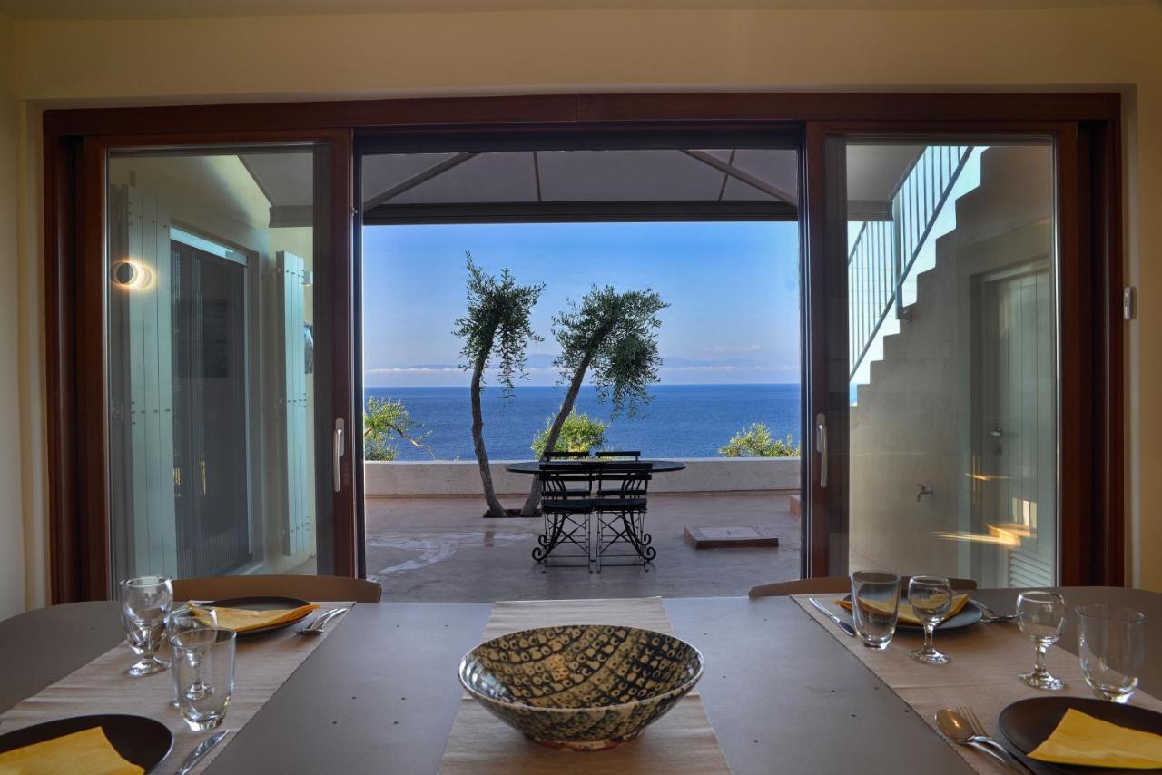 Villa Dinos Tranakatika Bagian luar foto