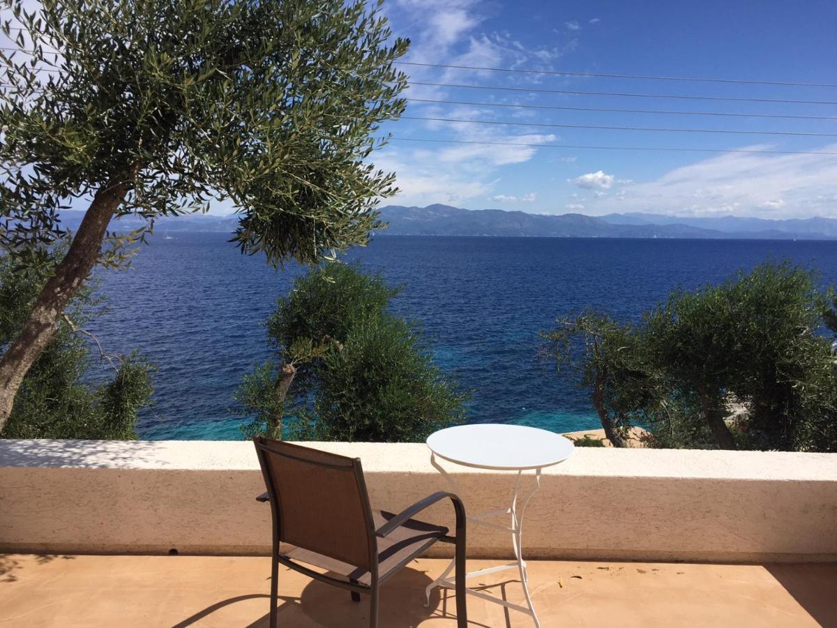 Villa Dinos Tranakatika Bagian luar foto