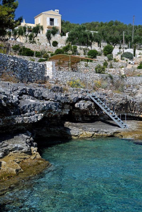 Villa Dinos Tranakatika Bagian luar foto