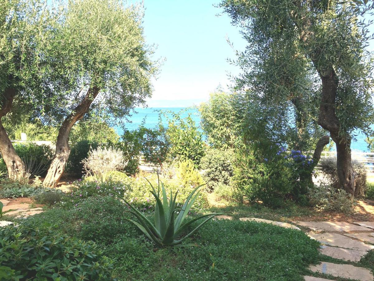 Villa Dinos Tranakatika Bagian luar foto